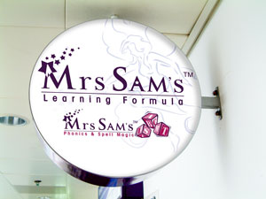 cs1_brand_identity_mrssam_01